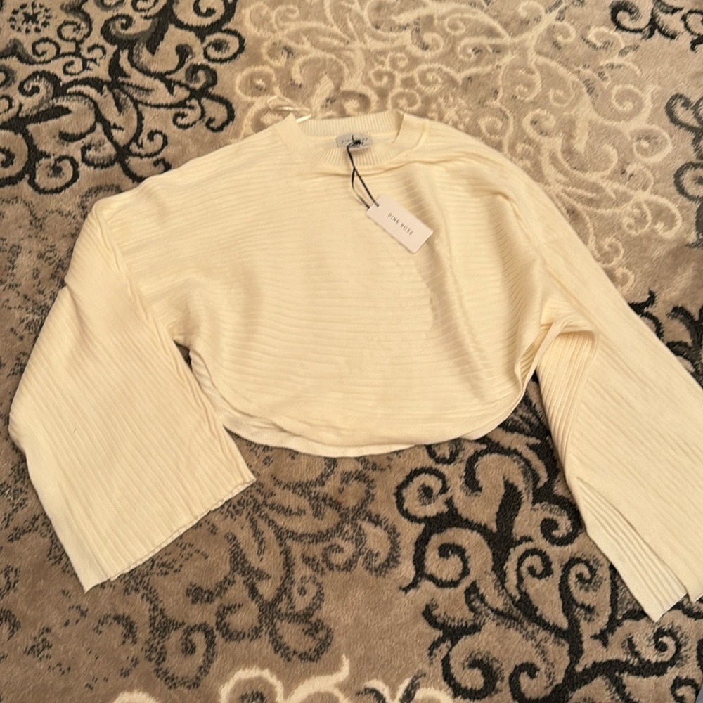 PINK ROSE CROP TOP OVERSIZED SWEATER, MEDIUM